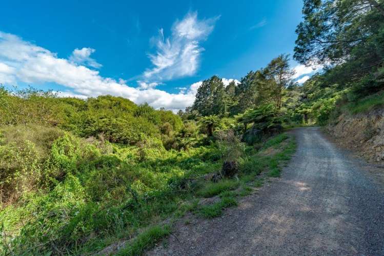 671 Hikuai Settlement Road Pauanui_26