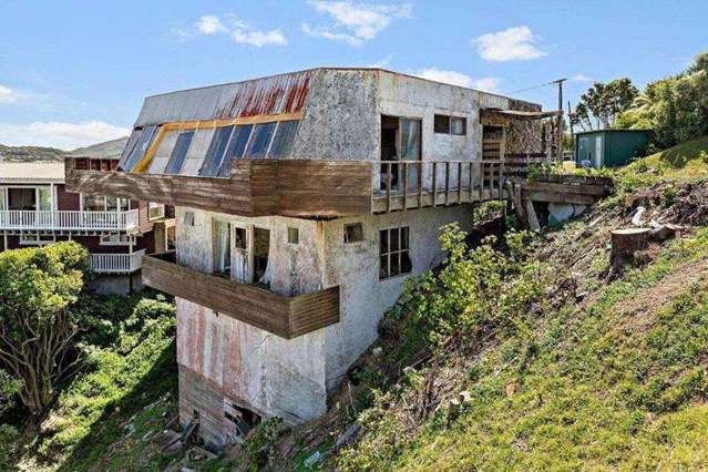$130K not enough to rid of 'dangerous' dump with million-dollar views