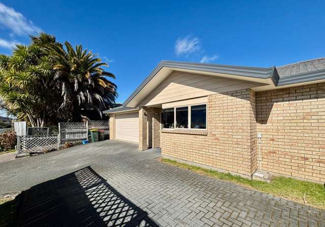 Three-Bedroom Home with Great Family Living