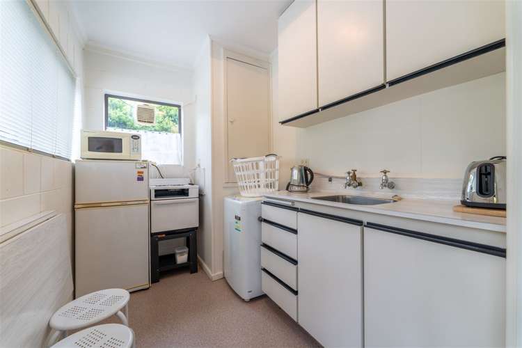 84 High Street Kensington_9