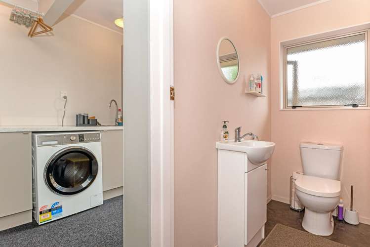 6 Island Road Whataupoko_16