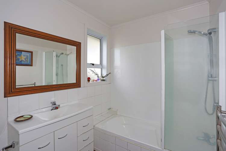 58 Muir Avenue Mangere Bridge_6