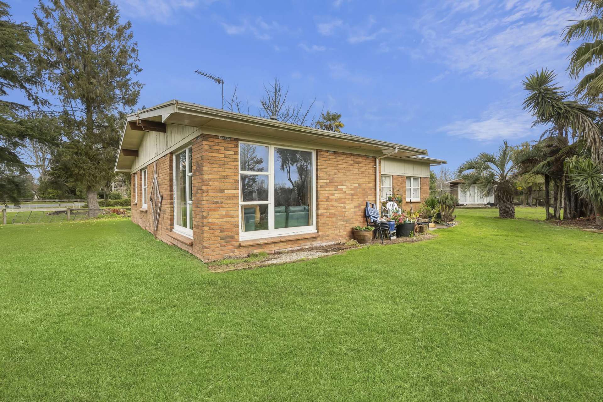 3643 Cambridge Road Cambridge_0