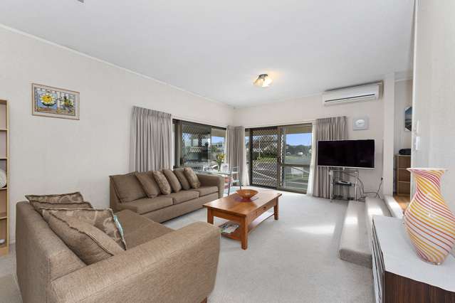 20 Knightsbridge Place Dinsdale_1