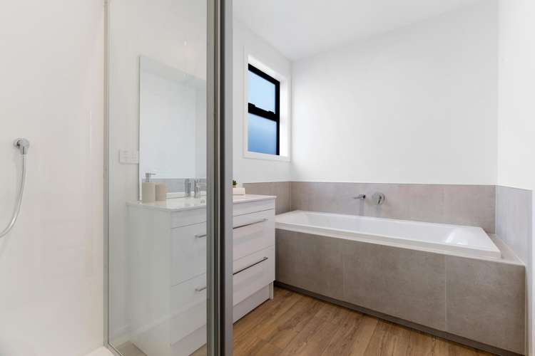 32 Cheviot Street Jacks Point_15