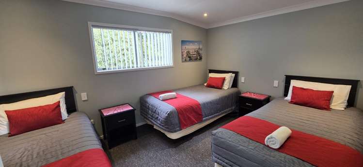 111 Main Road Tokoroa_12