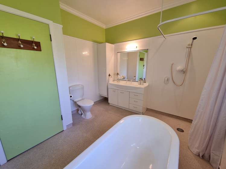 29 Bates Street Riverton_13