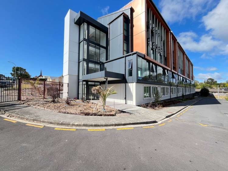 13F/30 Westward Ho Road Glen Eden_6