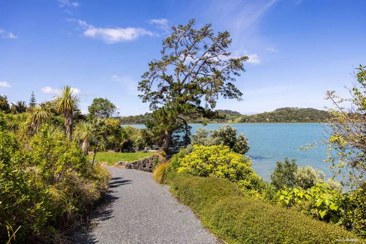 11 Young Street Mahurangi East_14