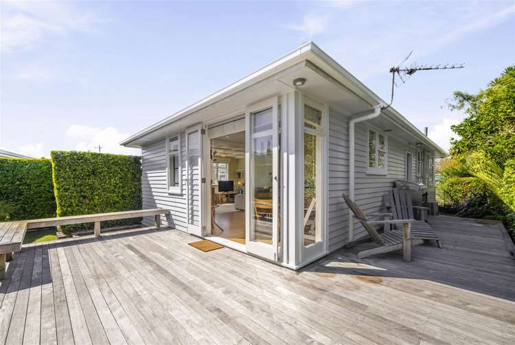 62a Yeovil Road Te Atatu Peninsula_15