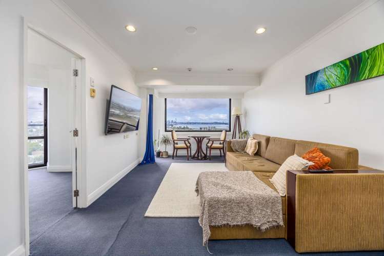 Address withheld Takapuna_2