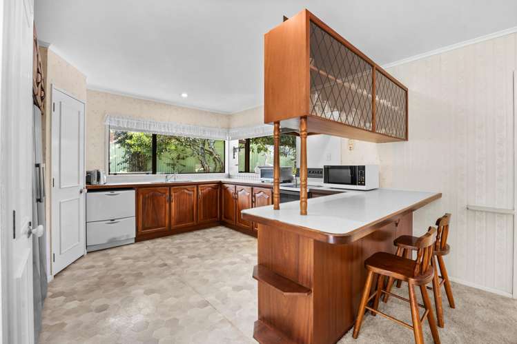 2/7 Waller Avenue Bucklands Beach_6