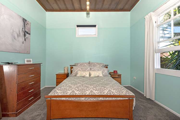 34 De Lautour Road Inner Kaiti_9