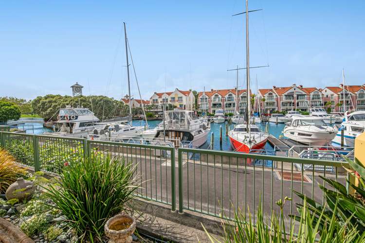 3 Waterside Crescent Gulf Harbour_16