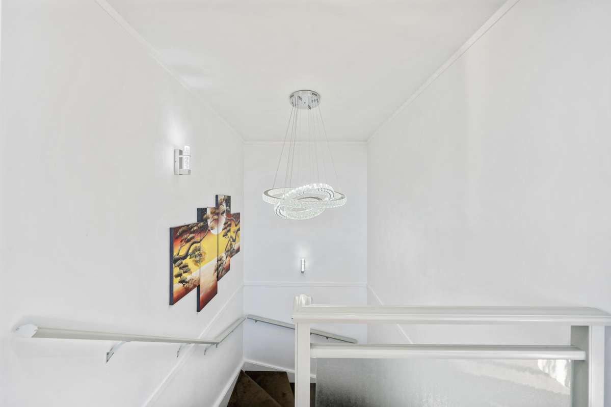 46C White Swan Road_4