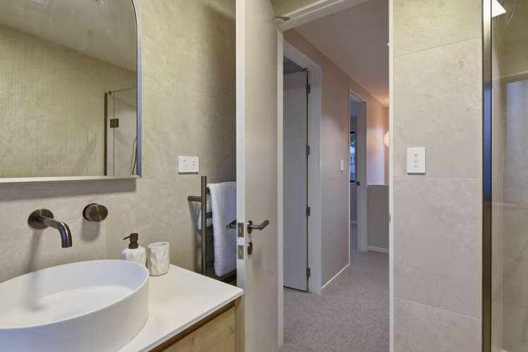 Lot 1/889 Beach Road Waiake Beach_10