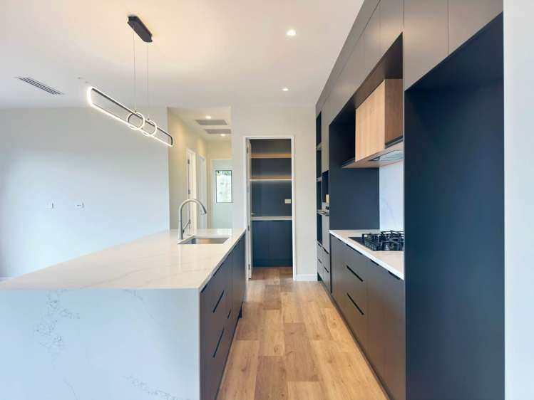 35 Tukutata Crescent_4