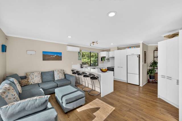 49 Terry Smyth Drive Kumeu_4