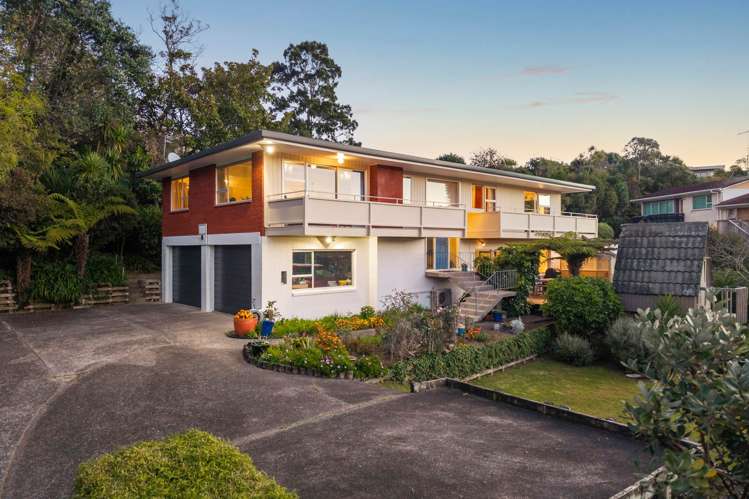 56 Mayfair Crescent Mairangi Bay_45