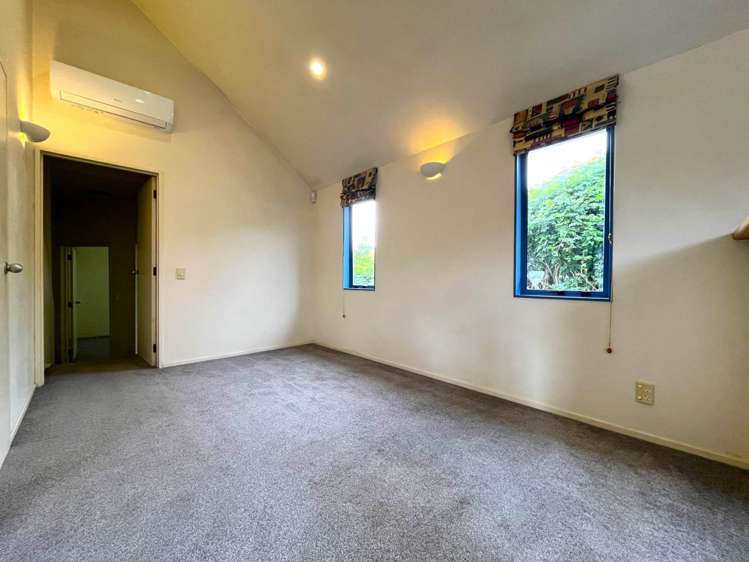 18 Houpara Street One Tree Hill_8