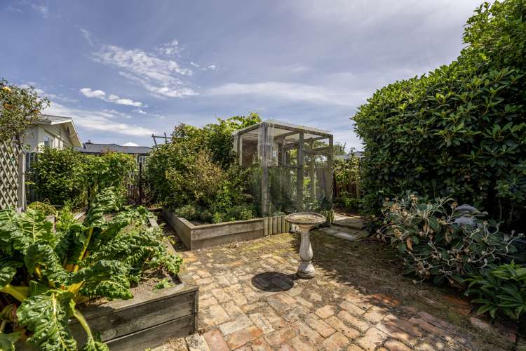 15 Pukatea Street Glenwood_11