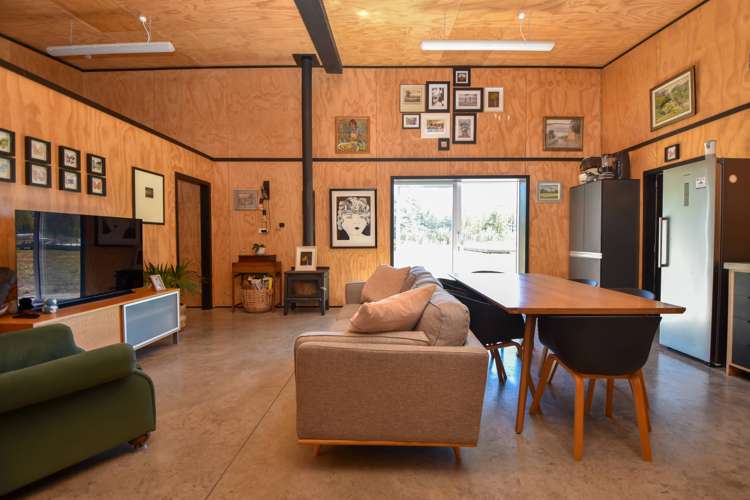 92 Para Road Carterton_5