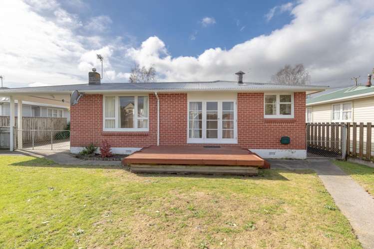 15 Charles Street Clouston Park_13