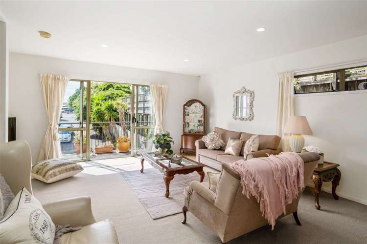 1/14 Ambrico Place New Lynn_4