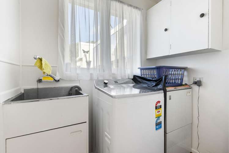 30 Louvain Avenue Mount Roskill_21