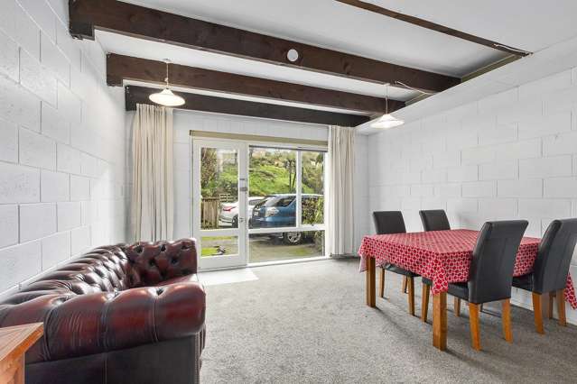 Popular Sherwood Mews