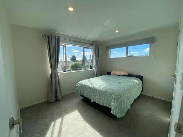 1/29 Commissariat Road Mt Wellington_2