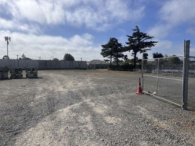 56 & 56A Shortland St Wainoni_3