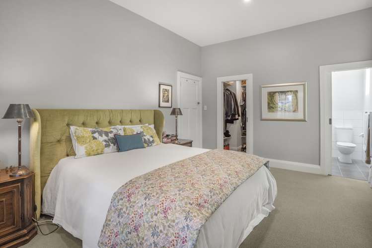 23 Marine Parade Eastbourne_7