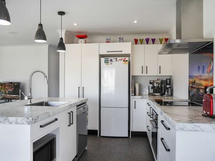 19 Irishman Drive Twizel_5