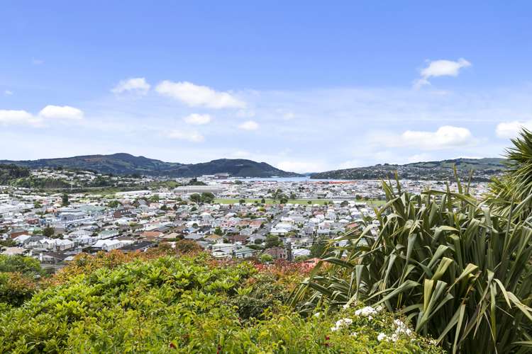 60 Easther Crescent Kew_5