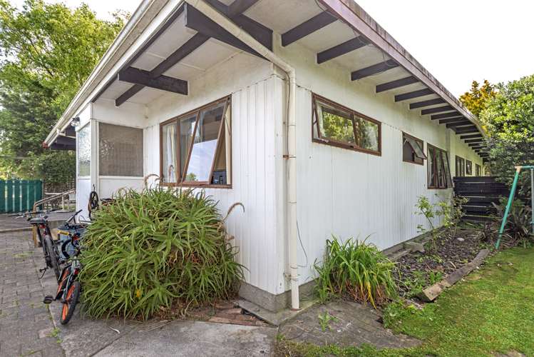 79a Iranui Road Inner Kaiti_17