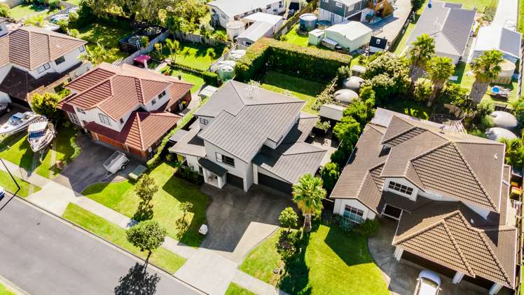 15 Pine Harbour Parade Beachlands_28