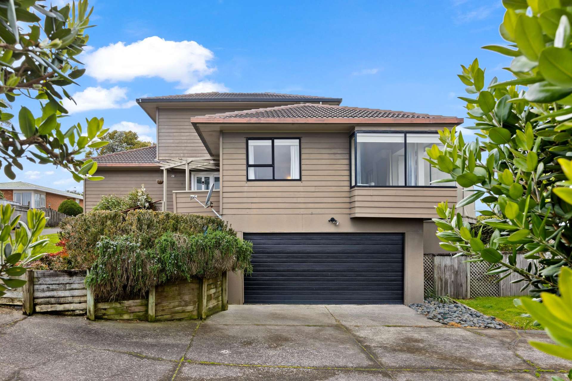 53 Alec Craig Way Gulf Harbour_0