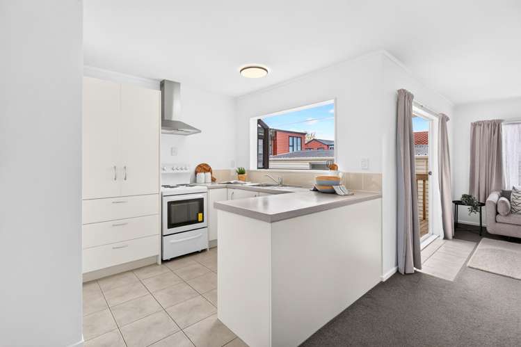 14 Hikurangi Street Te Atatu Peninsula_7