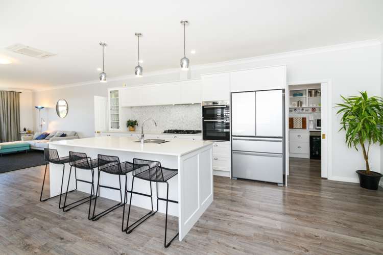 8 Kowhai Avenue Takaro_5