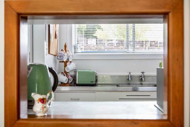 2/73 Vodanovich Road Te Atatu South_5