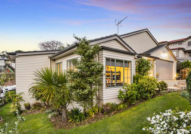 25 Ridge Valley Drive Browns Bay_16