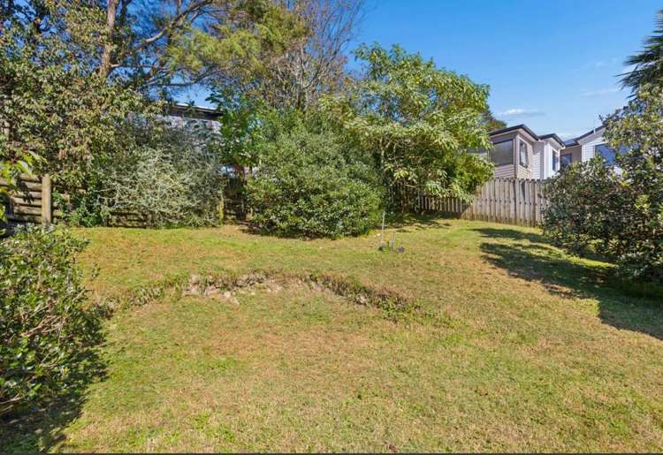 20 Zingaro Place Massey_10