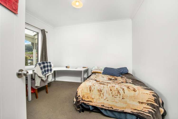 15 Crown Street North East Valley_10