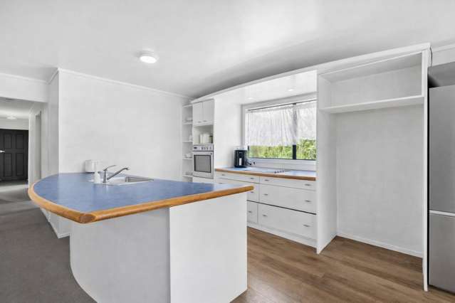 12 Pearce Drive Te Kamo_3