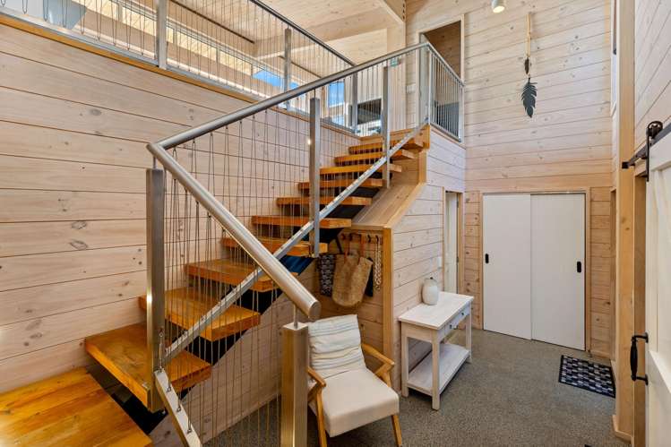 93 Oaia Road Muriwai_16