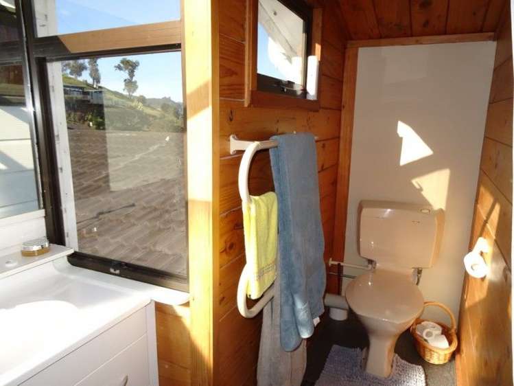 207 Grafton Road Thames_14