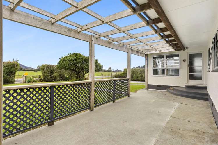 208 Abel Tasman Drive Takaka_3