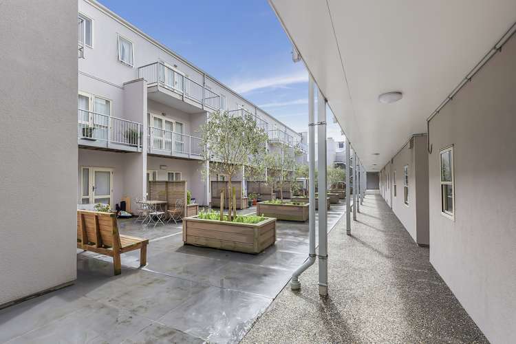 308/72 Herald Street Berhampore_16