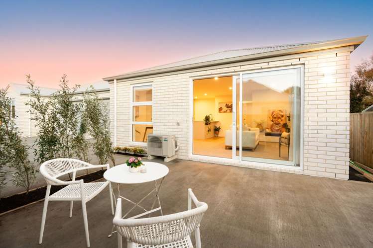 8C Berwick Street Mosgiel_14